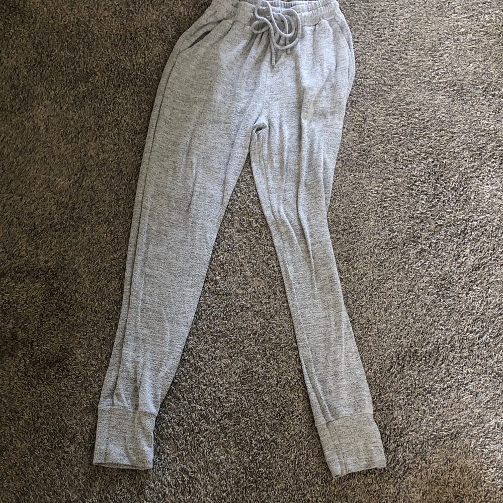 Women’s Light Gray Knit Jogger Pants